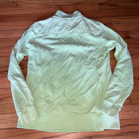 7 Lime Green vineyard vines 1/4 zip - Picture 6 of 6
